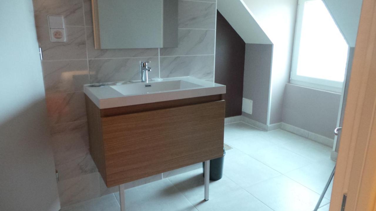 Chambre D'Hotes Mansardee Saint-Ouen-les-Vignes 외부 사진